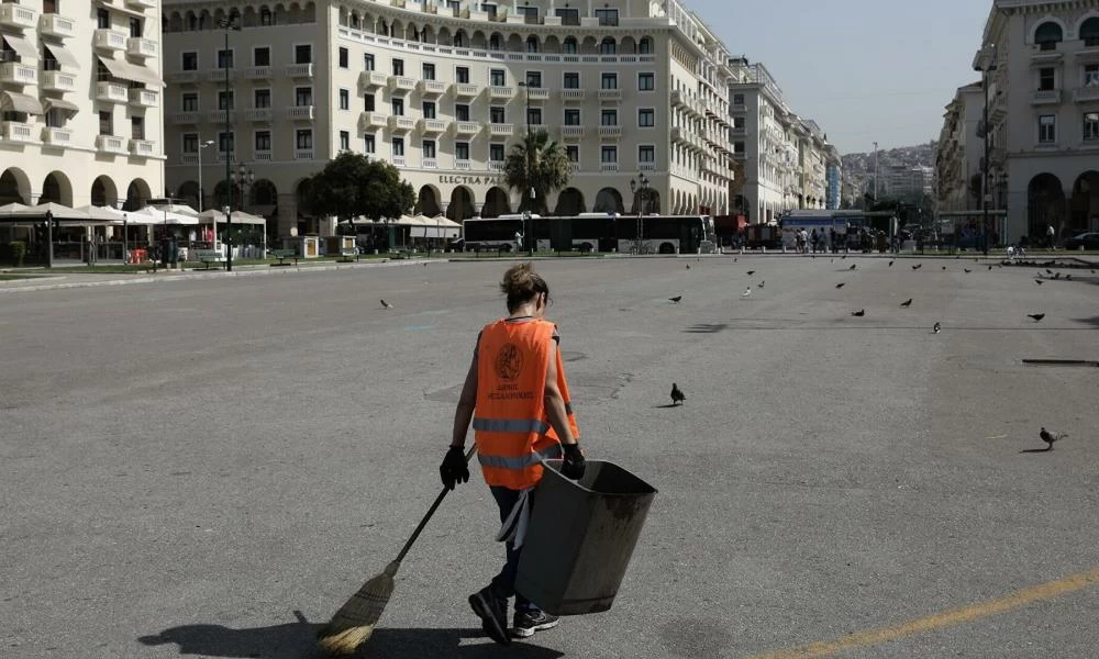 Θεσσαλονίκη: Καλεσμα προς τους πολίτες να κατεβάζουν τα σκουπίδια τις βραδινές ώρες